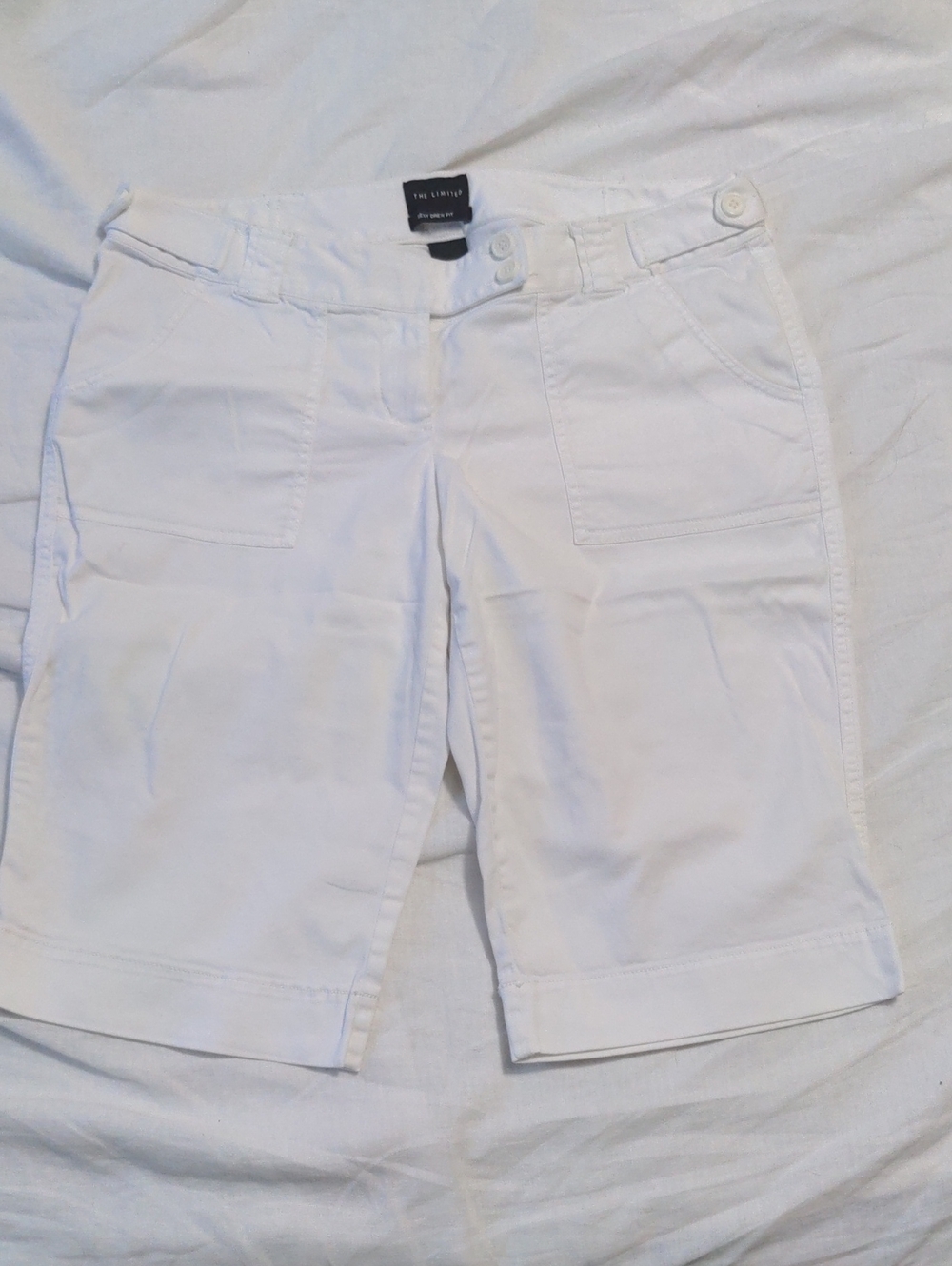The Limited Sexy Drew Fit Bermuda Short Size 8